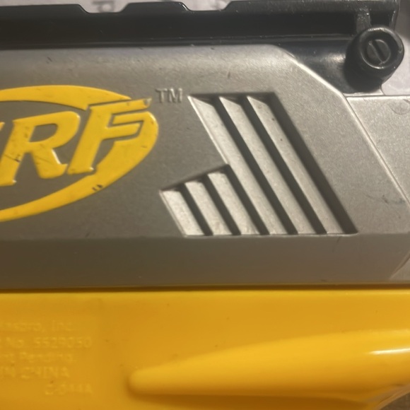 Nerf n-strike maverick rev-6 firing blaster toy rotating barrel six suction dart - Picture 11 of 12